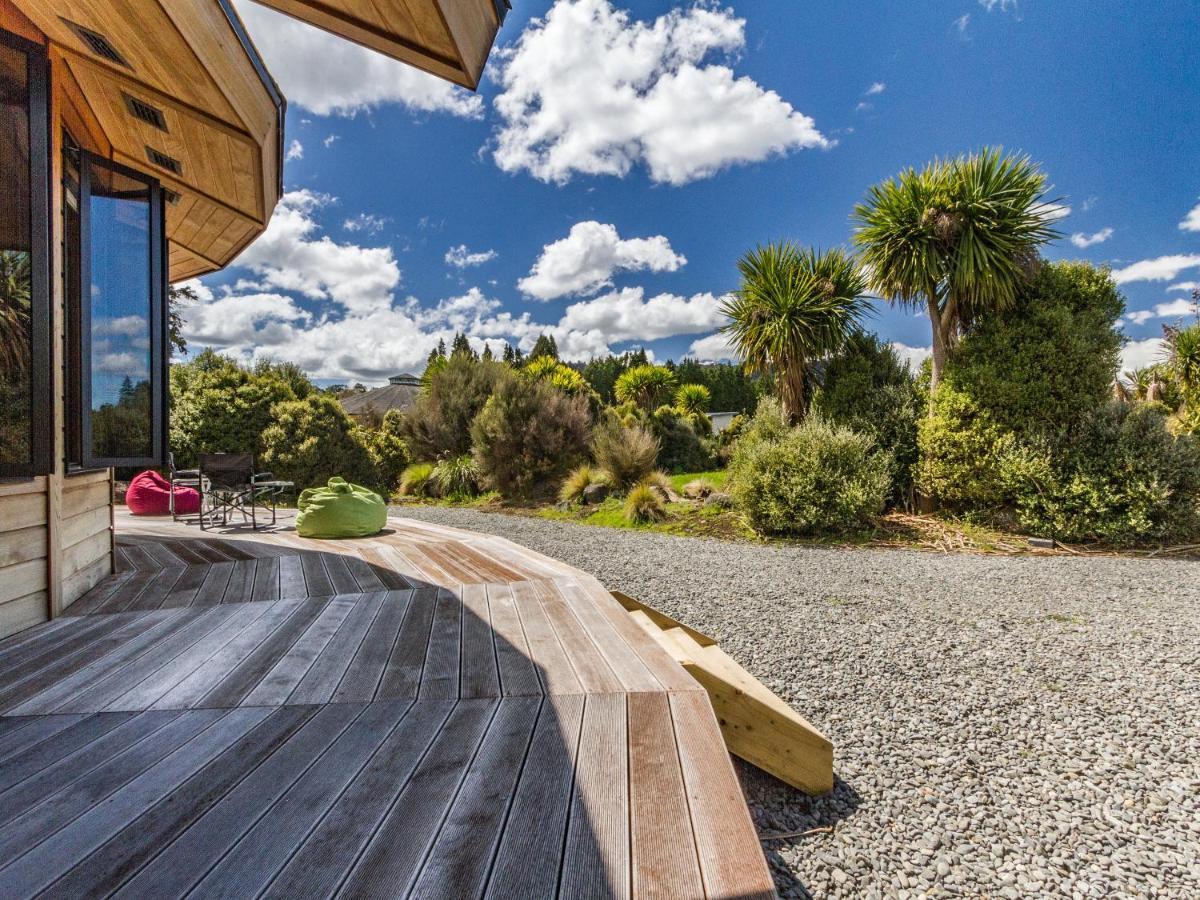 The Snowglobe - Ohakune Modern Yurt Style Chalet Экстерьер фото