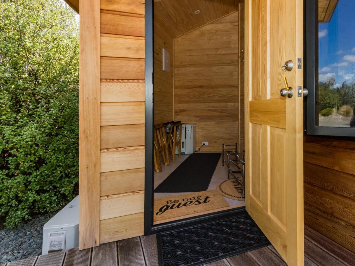 The Snowglobe - Ohakune Modern Yurt Style Chalet Экстерьер фото