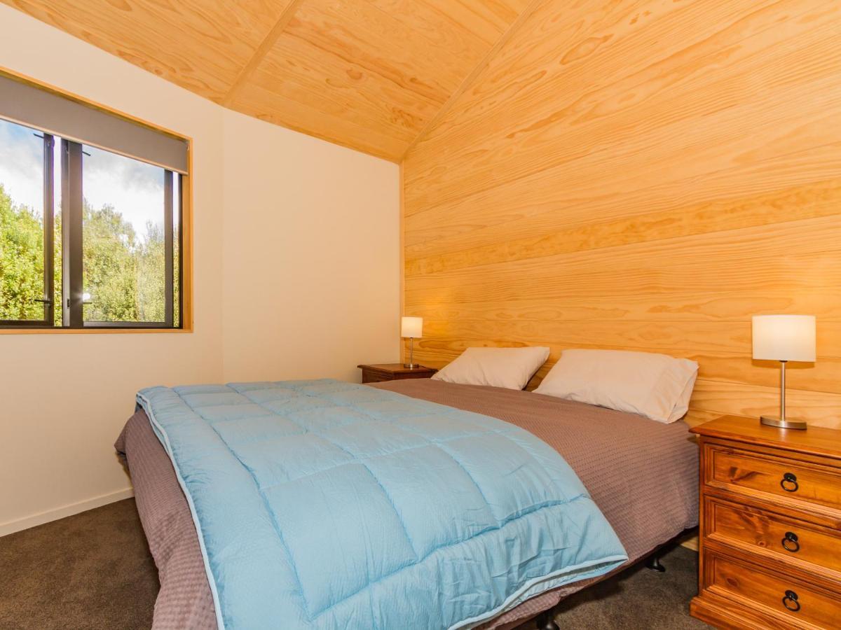 The Snowglobe - Ohakune Modern Yurt Style Chalet Экстерьер фото